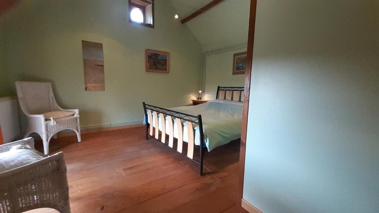 Private Farmhouse For Six In The Countryside Saint-Pierre-sur-Orthe Eksteriør billede